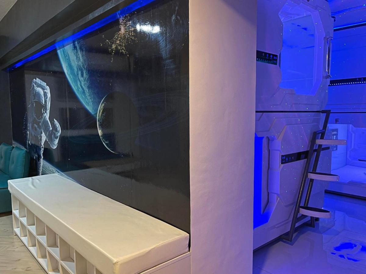 Bmax Spacepods Sleep In Space - 4Mins From Mactan Airport Hotel Lapu-Lapu City Exterior photo